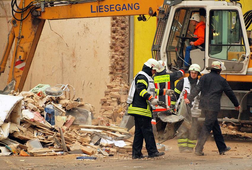 Hausexplosion Bruehl bei Koeln Pingsdorferstr P500.JPG